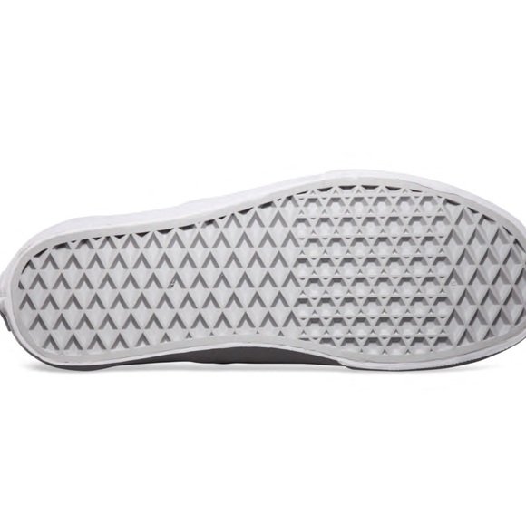 Abstract slip on vans - Picture 2 of 2